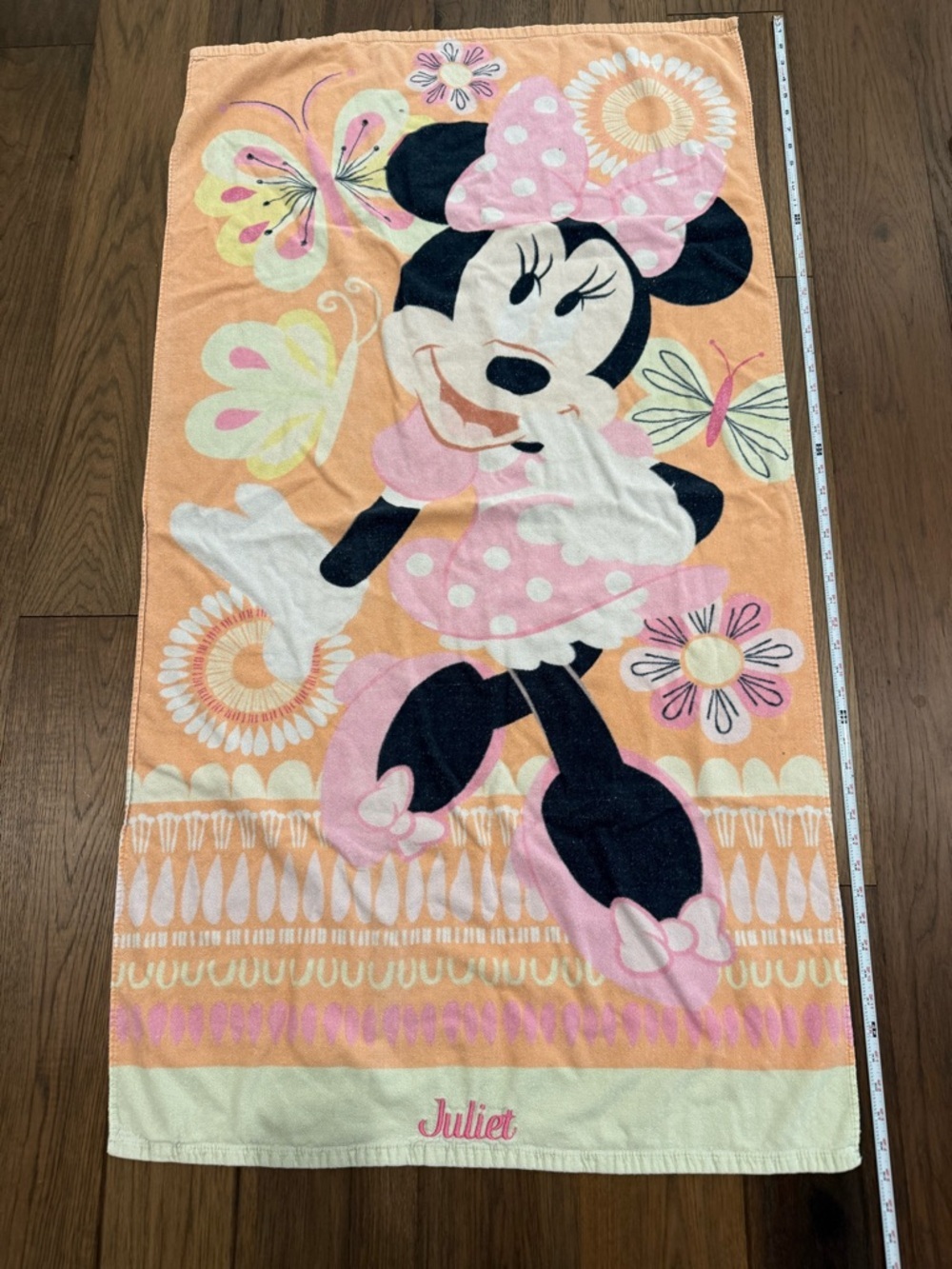 Disney Store Minnie Mouse Personalized Beach Towel “Juliet”